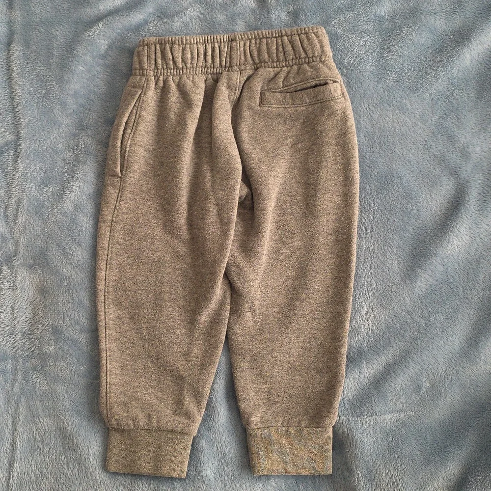 Nike Boys Joggers Size 2T - Picture 2 of 4